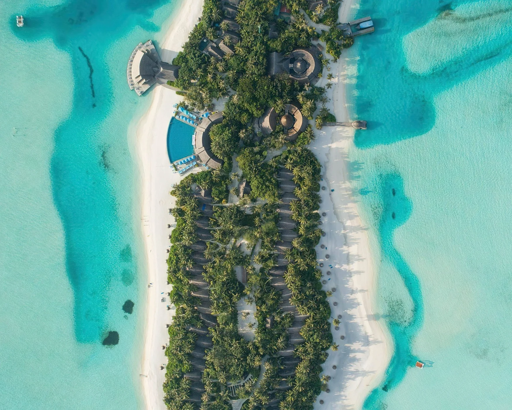 Anantara Dhigu Maldives Resort — Dhigufinolhu Island, South Male Atoll