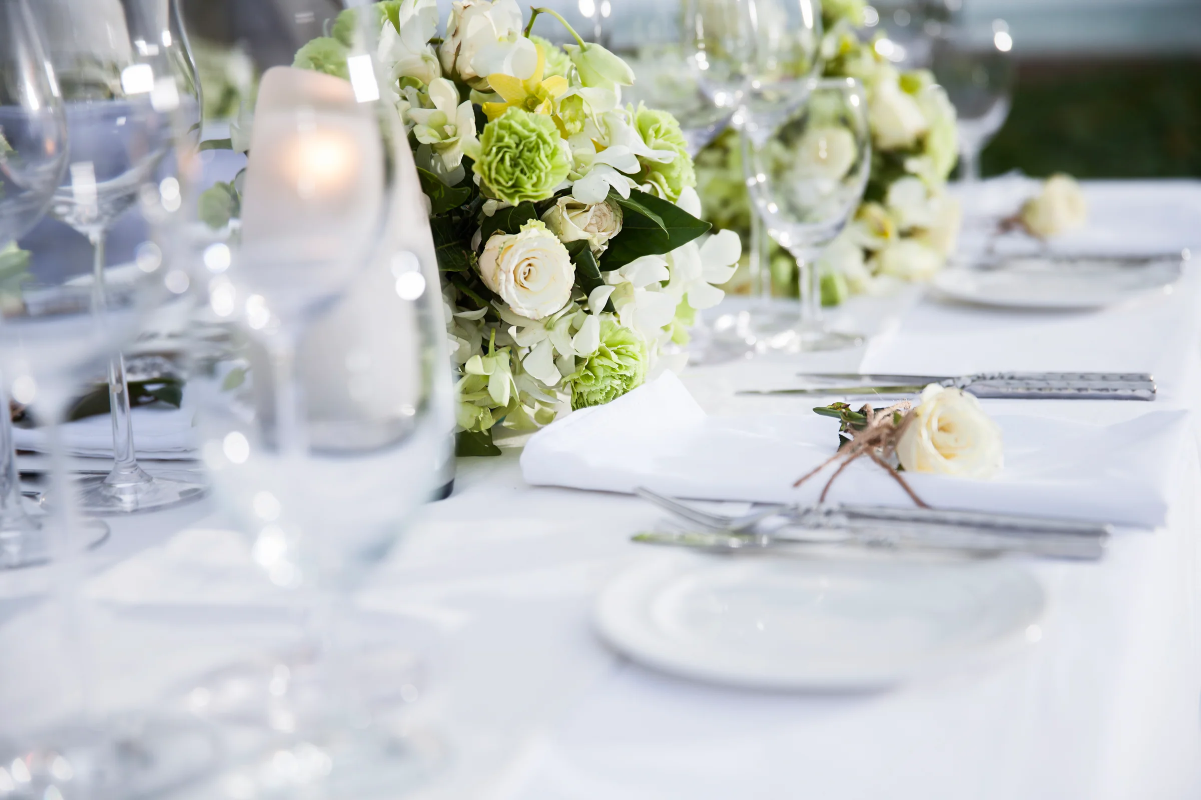 Wedding table setup at Anantara Veli Maldives Resort