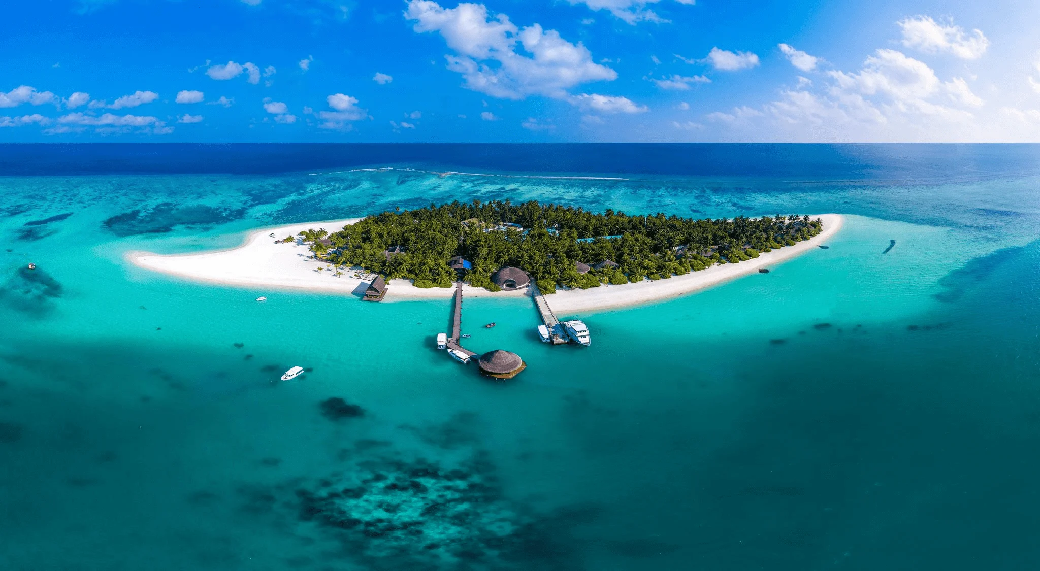 Angsana Velavaru — Velavaru Island, Dhaalu Atoll