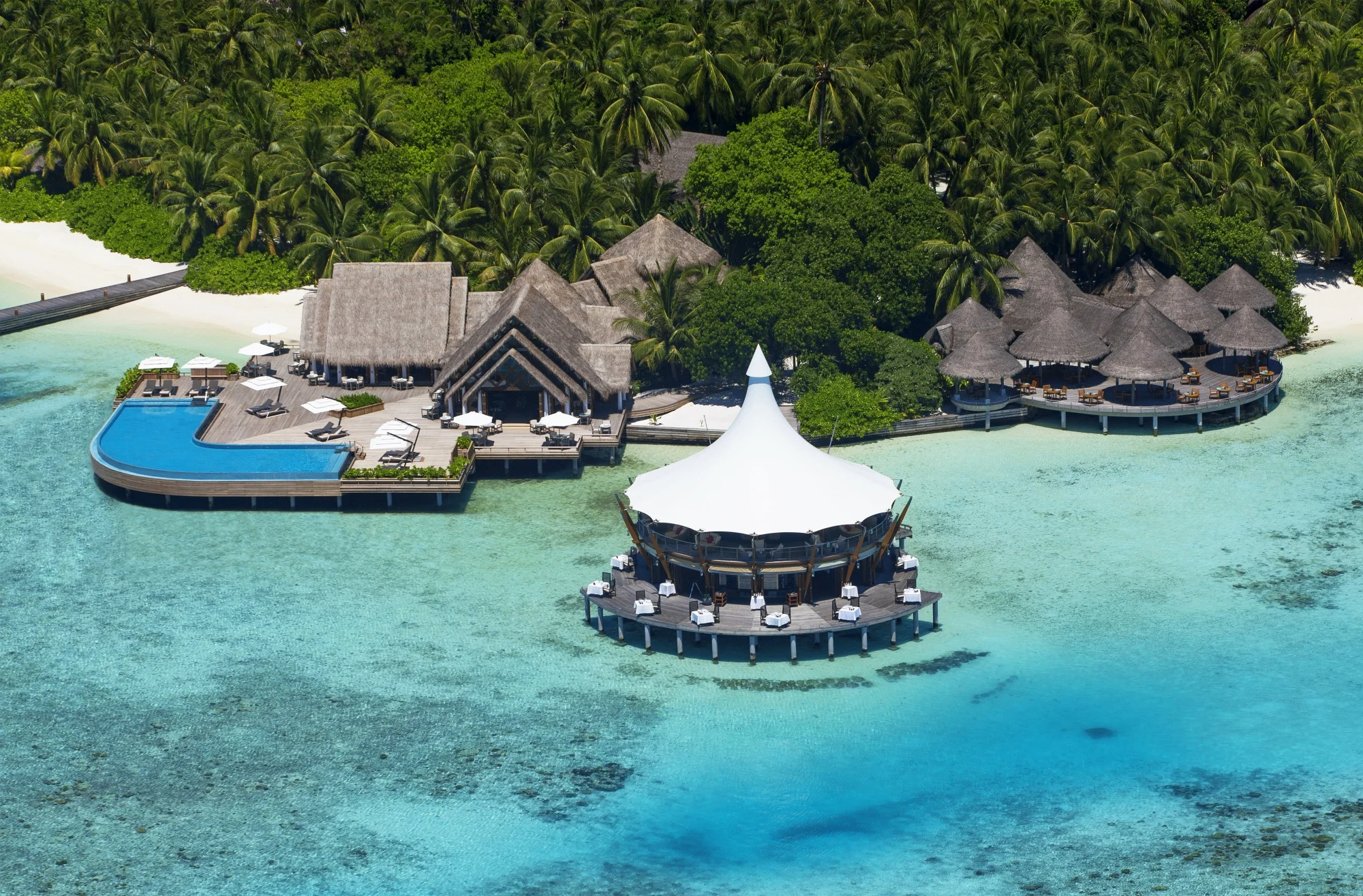 Baros Maldives official resort view 2