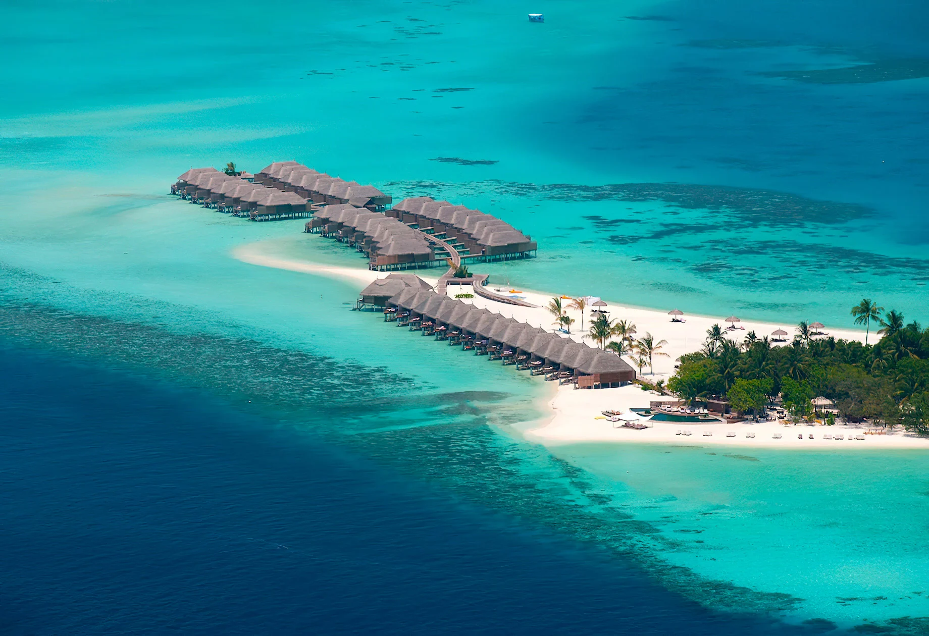 Constance Moofushi Maldives official resort view 5
