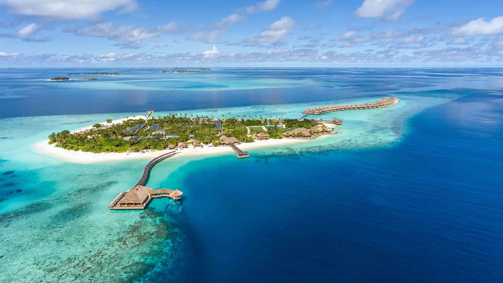 Hurawalhi Island Resort official resort view 4