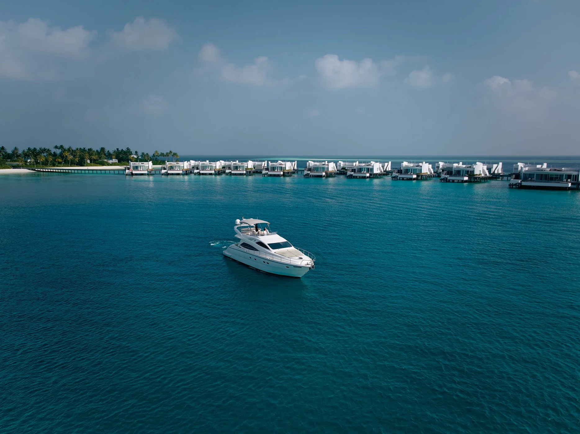 Jumeirah Olhahali Island official resort view 4