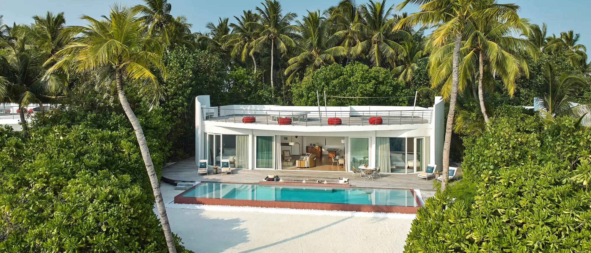 Two-Bedroom Beach Residence with Pool — Jumeirah Olhahali Island