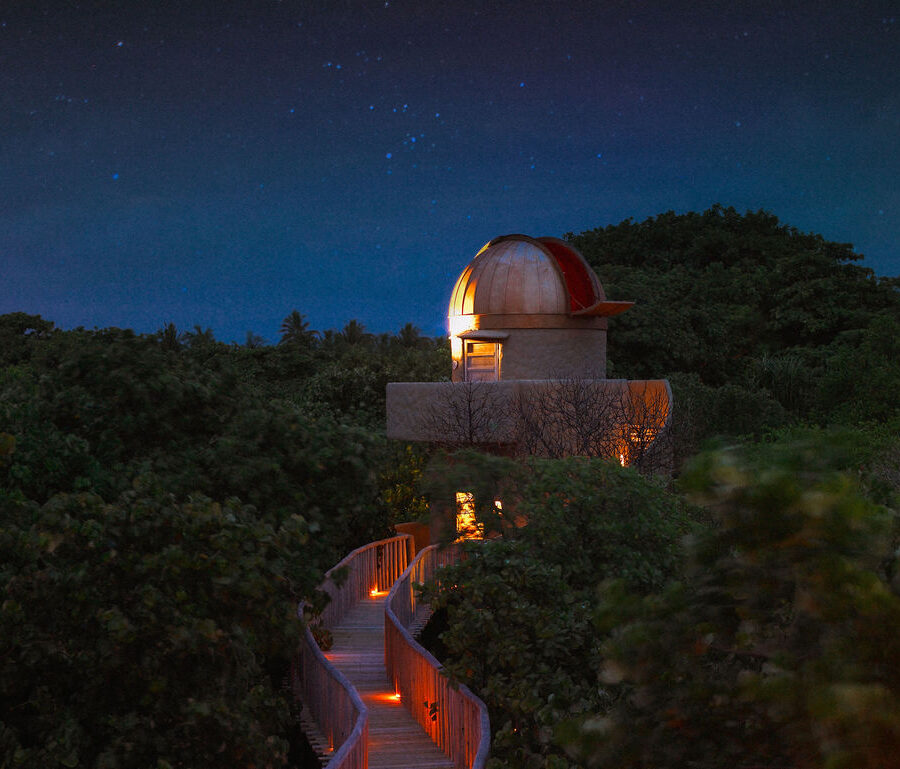 Astronomy experience at Soneva Fushi observatory
